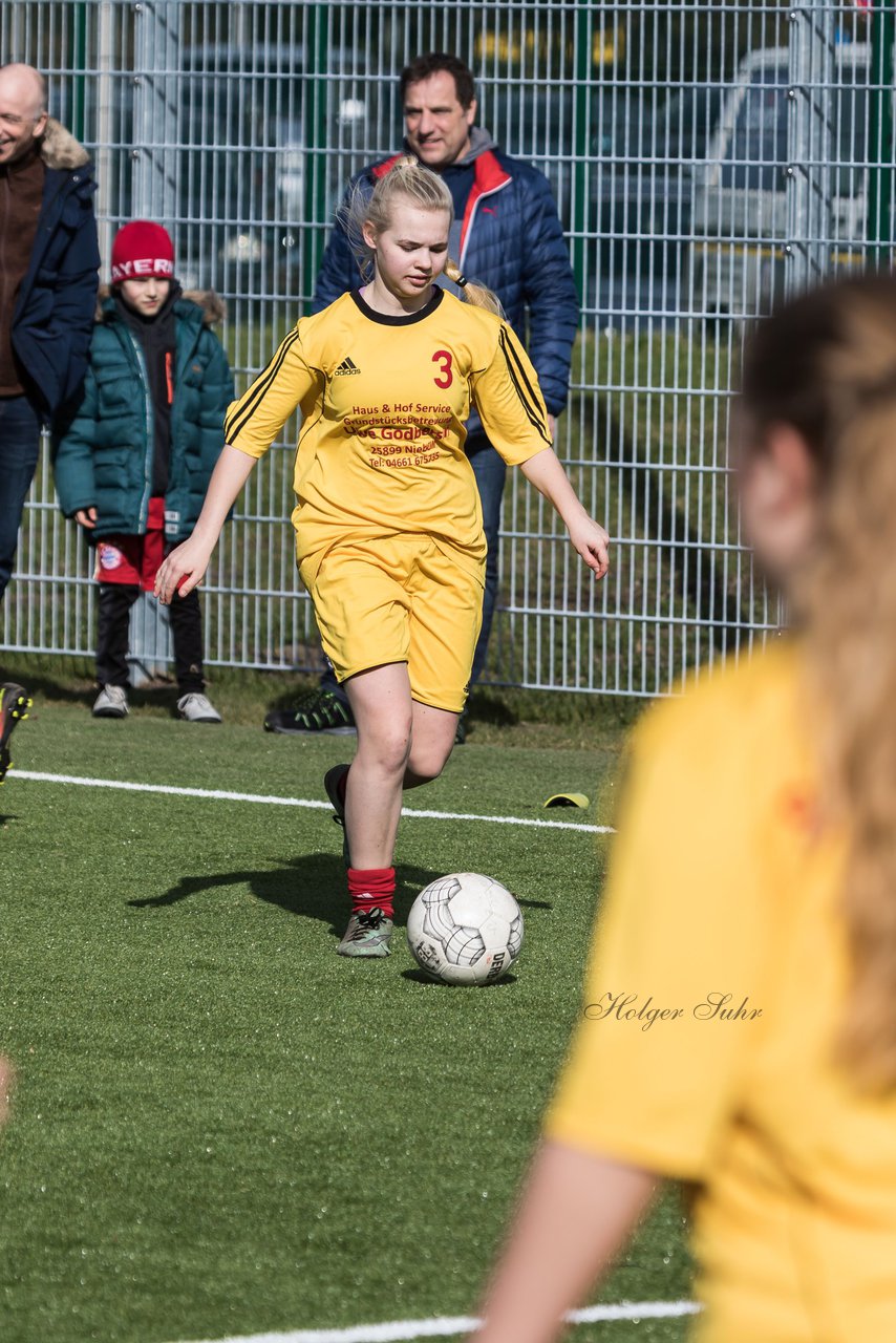 Bild 108 - B-Juniorinnen SG Weststeinburg/Bei - SV Fisia 03 : Ergebnis: 1:2